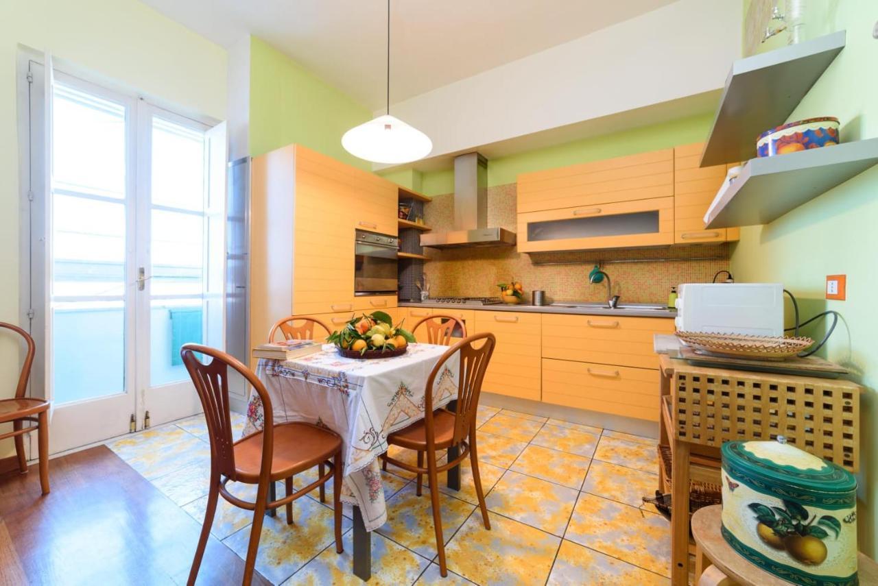 La Camelia Apartment Сорренто Экстерьер фото